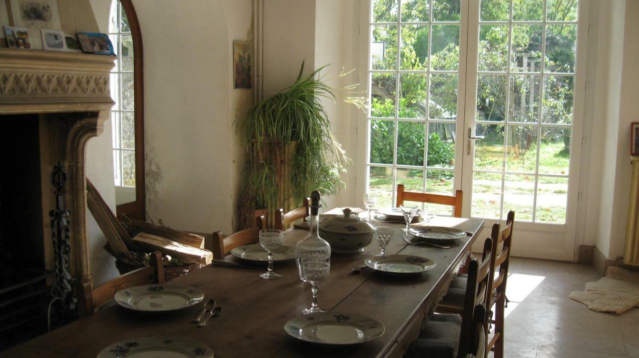Chateau-la-Valliere Le Petit Bois Bed & Breakfast エクステリア 写真